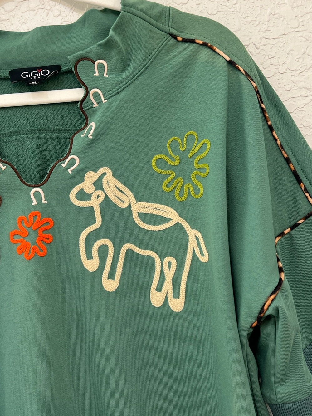 GIGIO USA Vintage Horse Embroidered Green Sweatshirt Top Size M - Picture 4 of 11